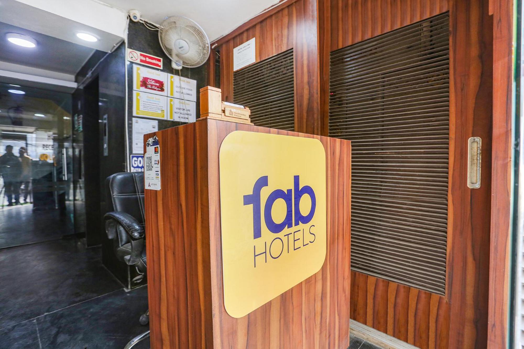 Fabhotel Gold Inn Janakpuri Делхи Екстериор снимка