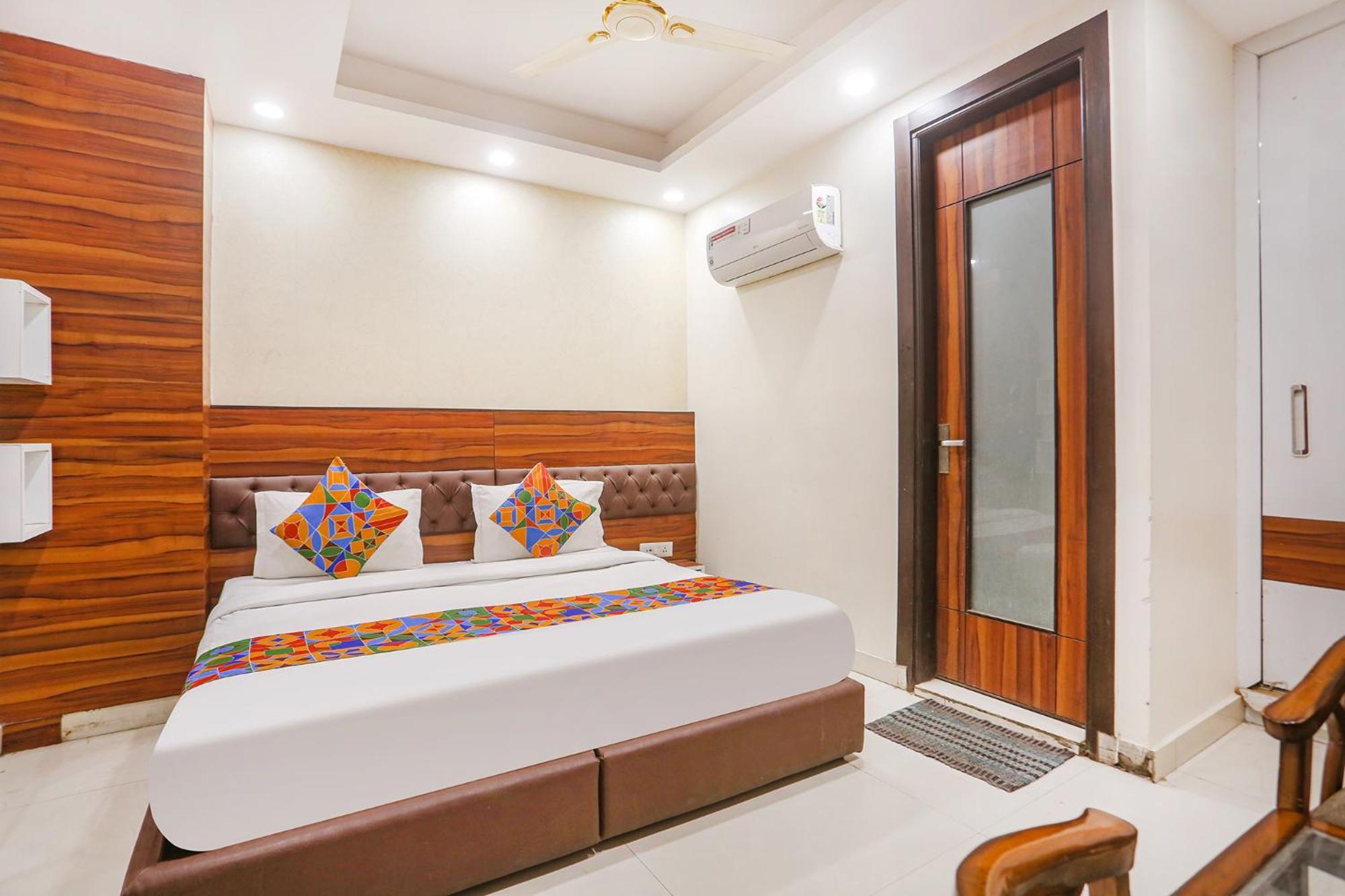 Fabhotel Gold Inn Janakpuri Делхи Екстериор снимка