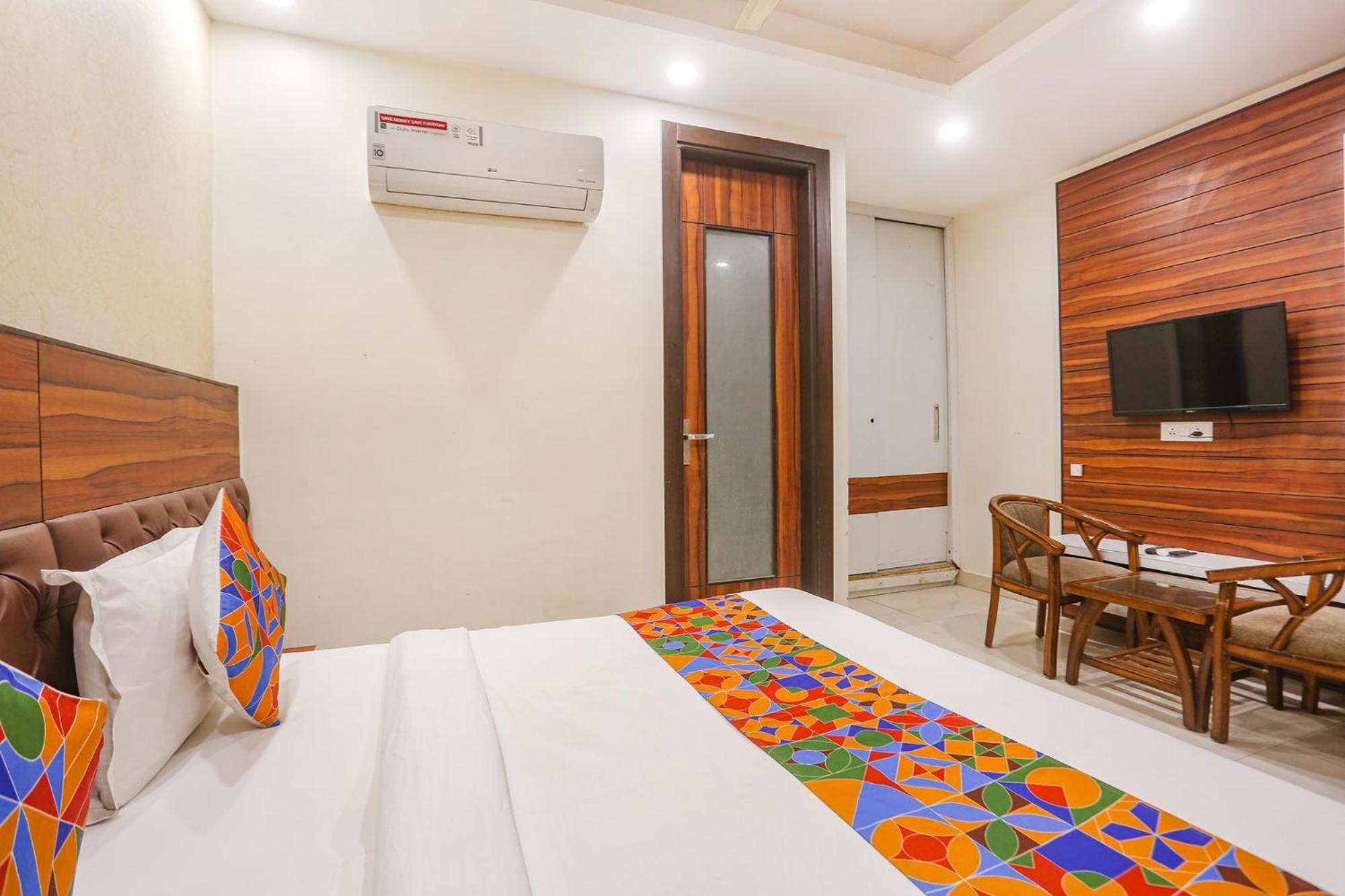 Fabhotel Gold Inn Janakpuri Делхи Екстериор снимка