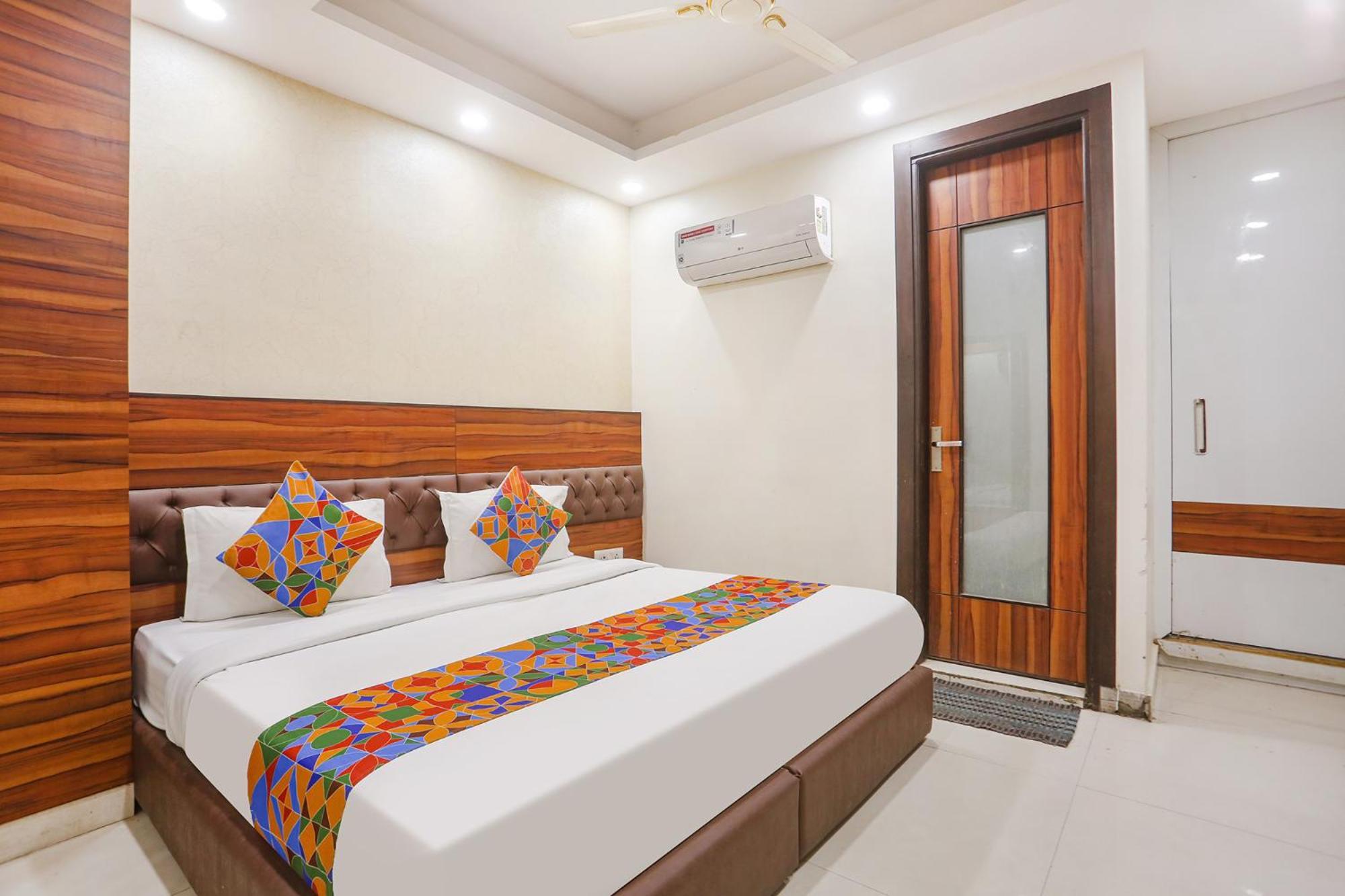Fabhotel Gold Inn Janakpuri Делхи Екстериор снимка