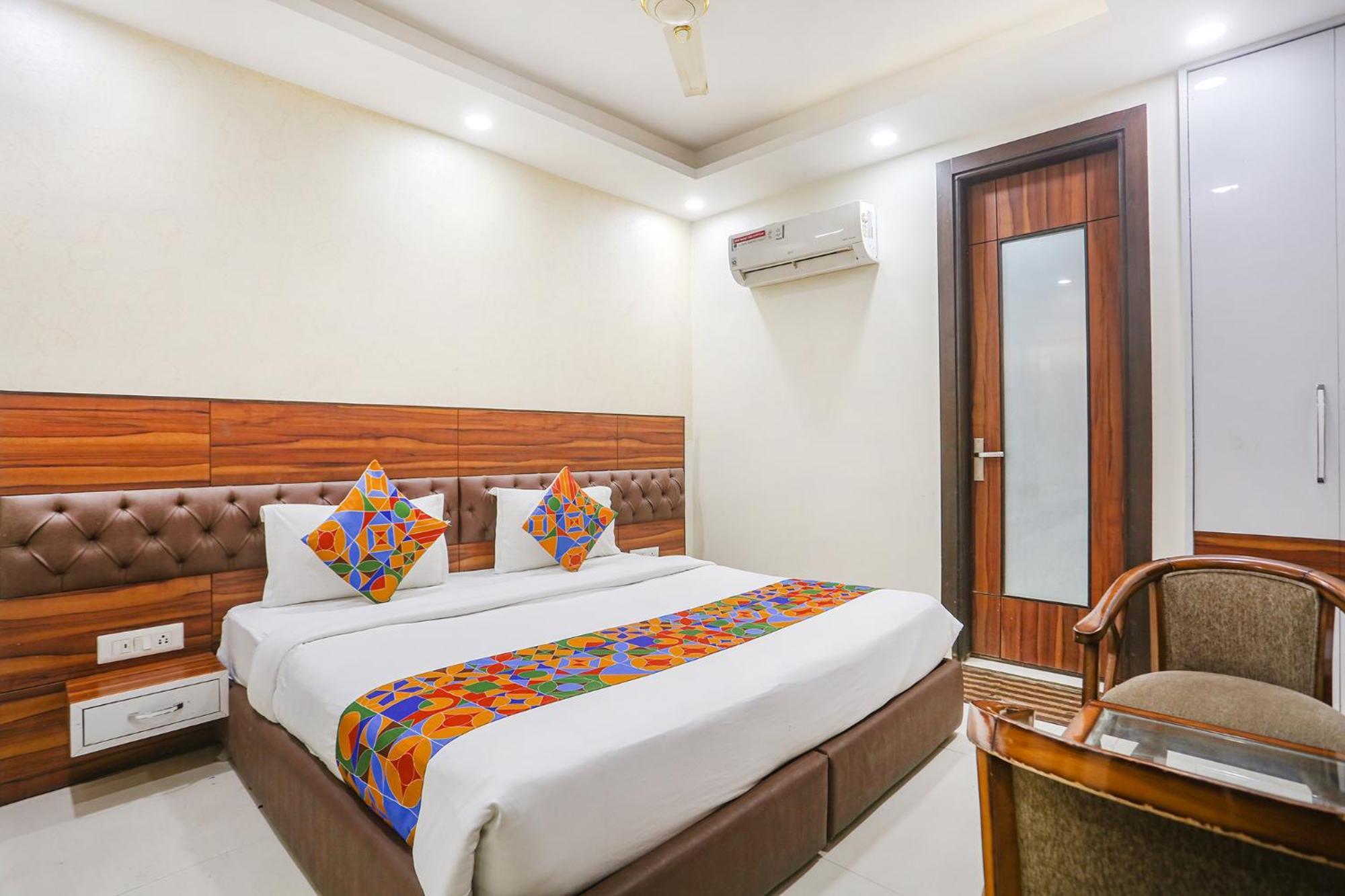 Fabhotel Gold Inn Janakpuri Делхи Екстериор снимка