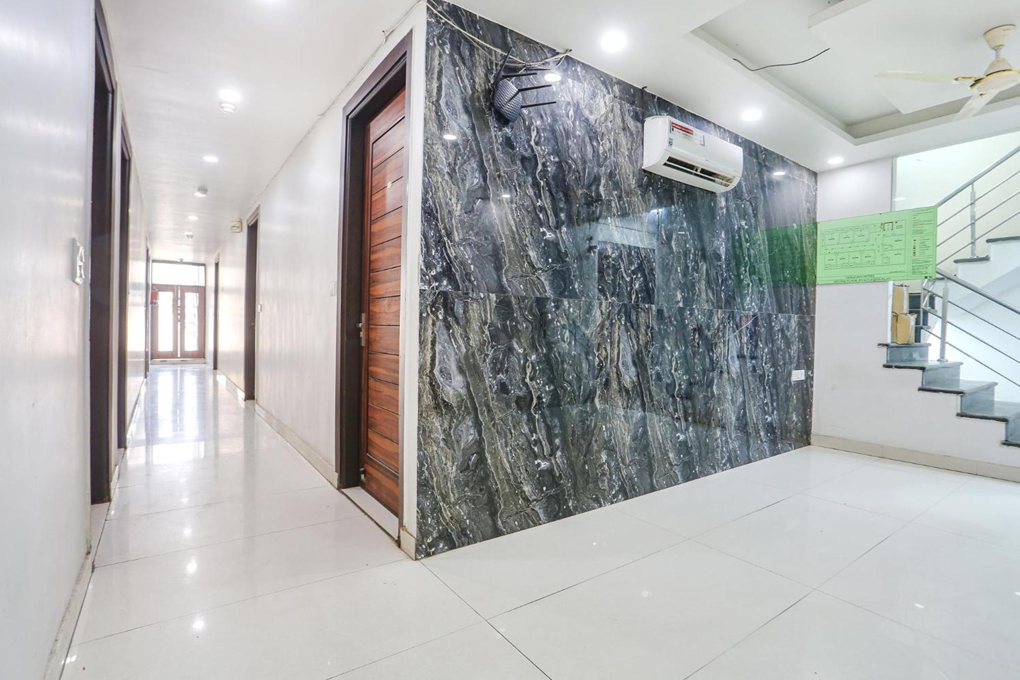 Fabhotel Gold Inn Janakpuri Делхи Екстериор снимка